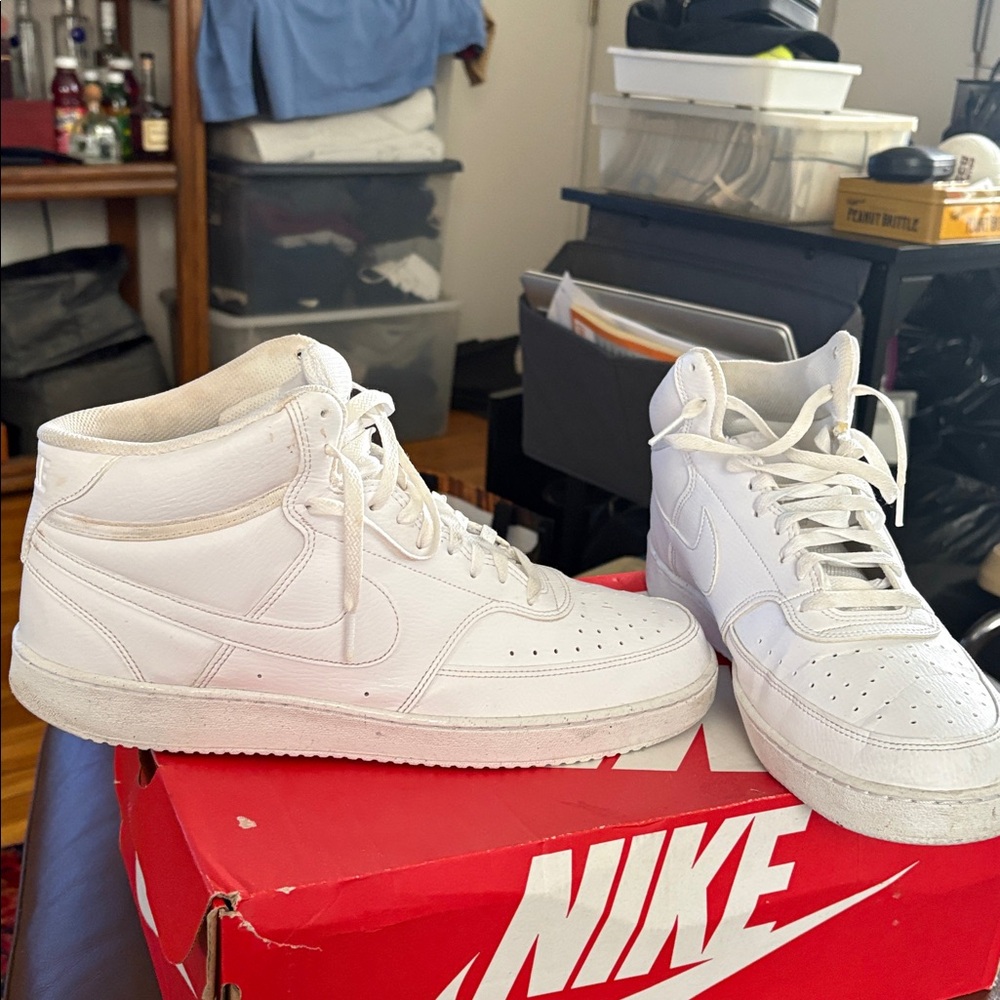 NIKE Men's Court Vision Mid Sneaker White Size 13 like new. Worn 3 times - Picture 2 of 5